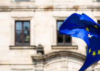 Kyriakides: weak evidence of ecigs effectiveness in helping smokers to quit